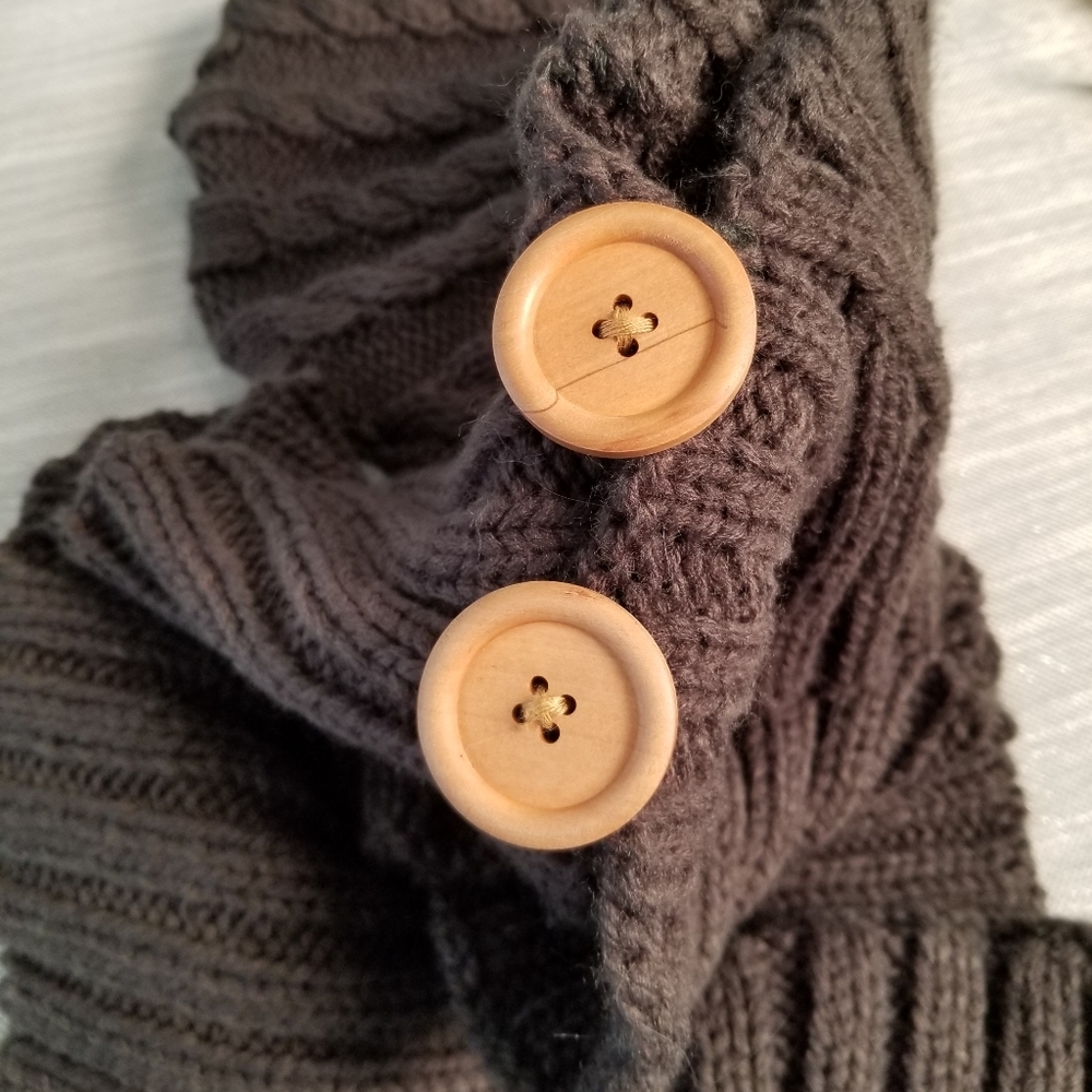 Scarf - Picture 5 of 5